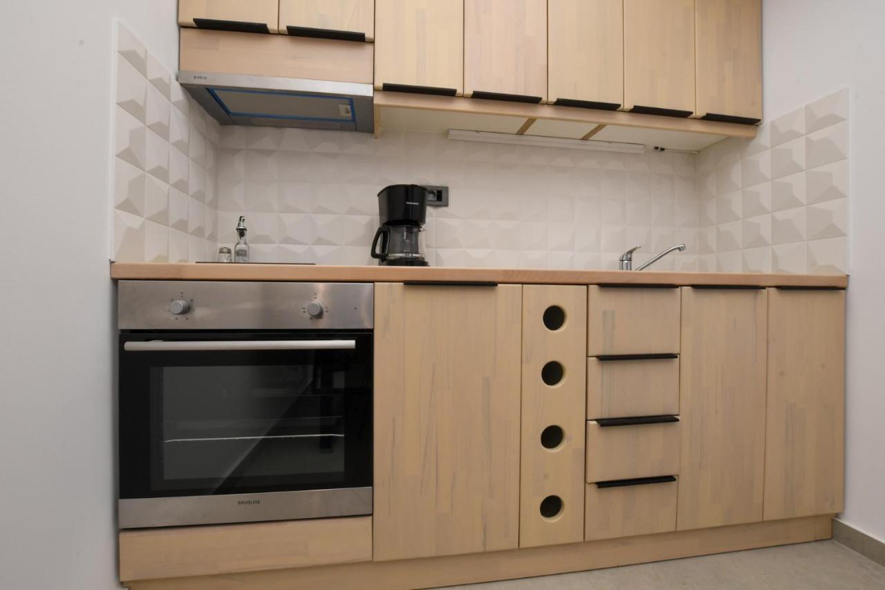 Orion Eco Suites Karteros Luaran gambar