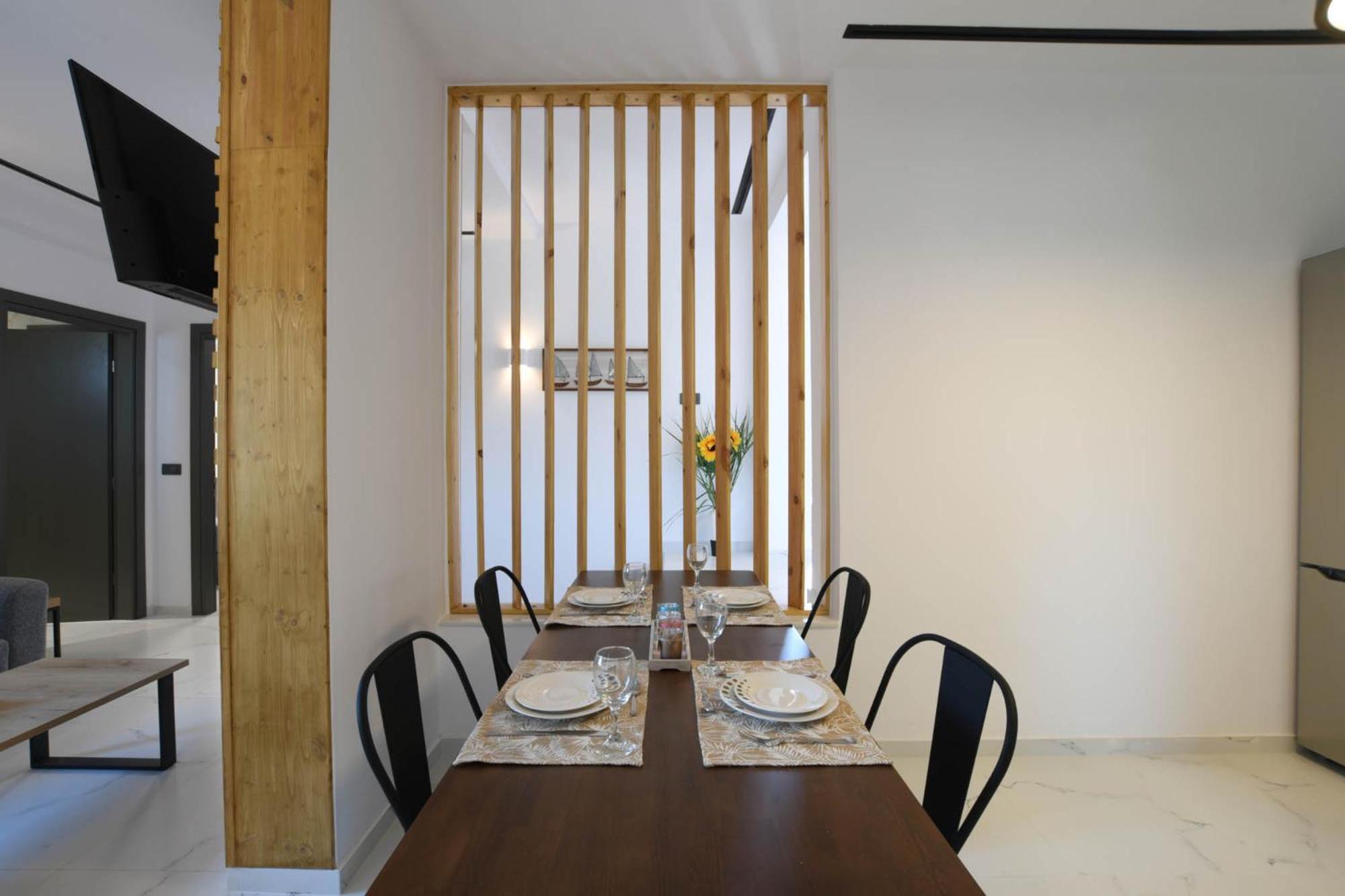 Orion Eco Suites Karteros Bilik gambar